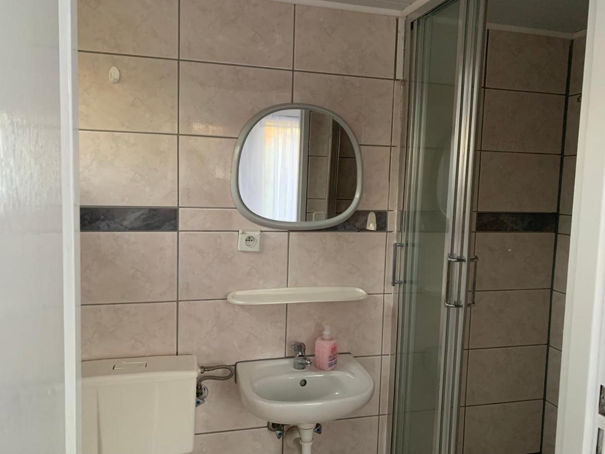 Dom Wczasowy PORTOWA PRZYSTAŃ Mrzeżyno Zewnętrze zdjęcie