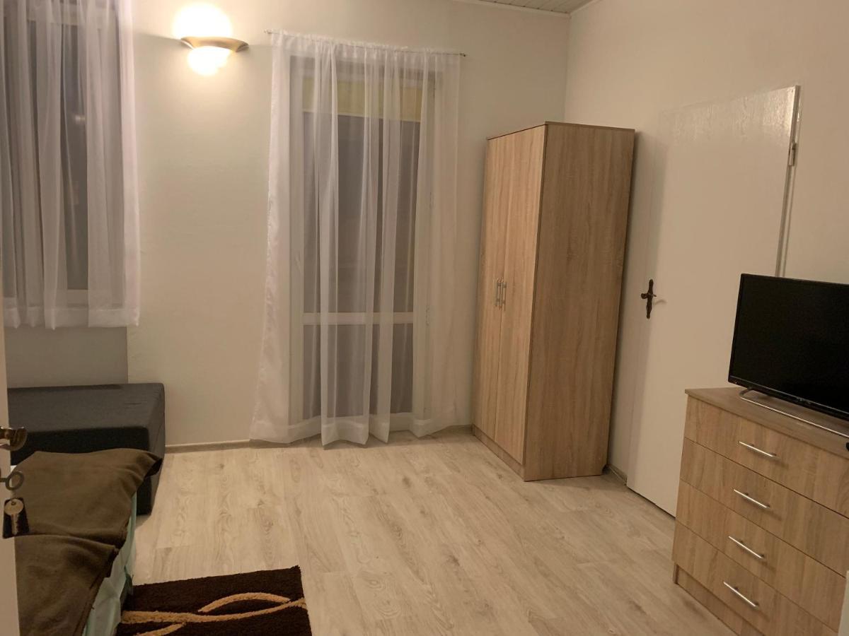 Dom Wczasowy PORTOWA PRZYSTAŃ Mrzeżyno Zewnętrze zdjęcie